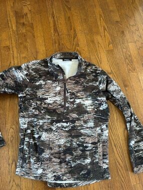 Huntsworth large Camouflage Quarter-Zip Pullover in Brown and Black
